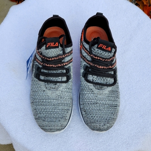 NWT Women's FILA Memory Realmspeed Running Shoes Size 7.5 Style: 5RM00333-262 - Picture 1 of 7